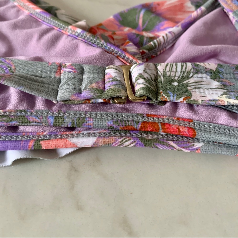 No Boundaries Women’s Gray River Floral Bikini Top Size Large - Picture 6 of 8